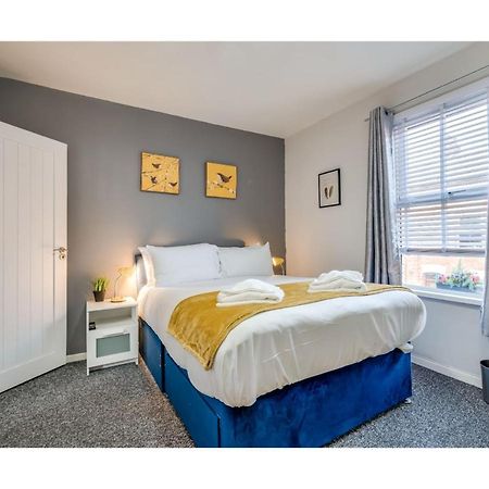 Central Belfast Apartments Ravenhill מראה חיצוני תמונה
