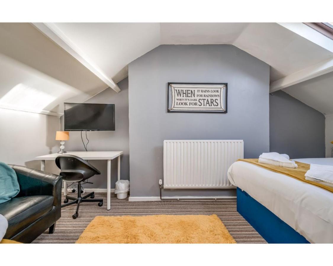 Central Belfast Apartments Ravenhill מראה חיצוני תמונה