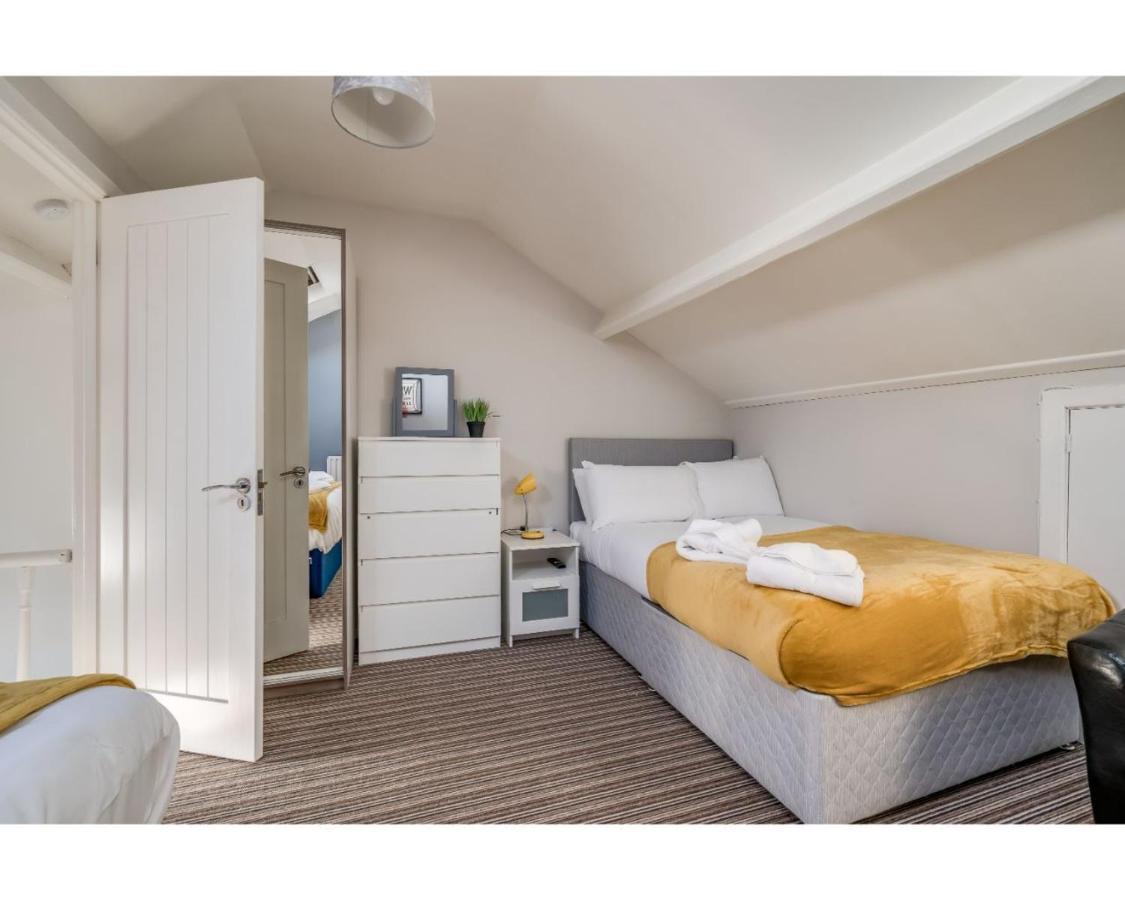 Central Belfast Apartments Ravenhill מראה חיצוני תמונה